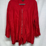 Elegant Red Button Photo 0