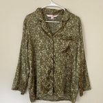 Victoria's Secret  Green Snake Patterned Pajama Set Size Small Photo 0
