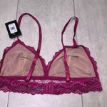 Frederick's of Hollywood NWT Fuschia Silver Lace Caroline Bralette Large V Neck Photo 1