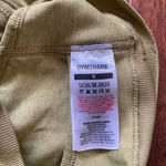 Gymshark green cross back sports bra Photo 2