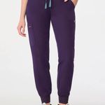 FIGS  Uman Relaxed Jogger scrubs Photo 3