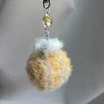 Crochet Bee Keychain Photo 1