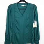 Hinge NWT  green lace trim blouse‎ Photo 0