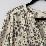 Ecru  Gray Animal Print Button Down Silk Blend Blouse Shirt Women's size Medium Photo 2