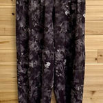Athleta  Size 10 Floral Grayscale Printed High Rise Savannah Jogger Photo 0