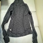 Lululemon  Think Fast Pullover Coco Pique Black / Black size 6 women’s sportswear Photo 4