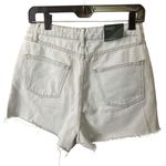 Wild Fable NWT Super-High Rise Cut-Off Jean Shorts Light Wash Size 6 Photo 1