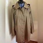 Burberry  London Classical Tan Trench Coat Photo 3