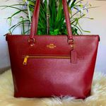Coach  Gallery Tote Bag Photo 0