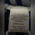 DEMDACO Wrap Shawl BLUE AND WHITE Floral design Tasseled. Photo 3