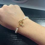Initial āIā Gold And Pearl Bracelet Photo 0