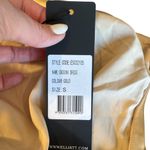 Elliatt - NWT Gold Asymmetrical Ruched Dress Photo 7