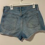 Madewell  Curvy Relaxed Denim Jean Shorts Size 27 Photo 3