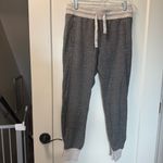 Alo Yoga Grey Two Tone Cuffed Jogger Sweatpants Lounge Athleisure Workout M Photo 1