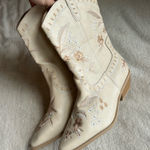 Cowgirl Boots Tan Size 10 Photo 0