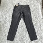 Universal Threads Universal Thread Women’s high rise Skinny jeans in light gray size 12/W31 Photo 11