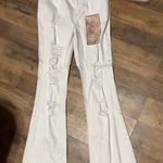Elite Jeans  High Rise White Distressed Flare Jeans size 7-8 31 inseam nwt Photo 0