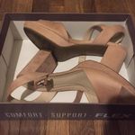 Life Stride Blush Pumps Photo 3
