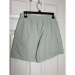 Top Ten Balance Movement Shorts Soft Gray Color Small Cargo Pocket Elastic Waist Photo 1