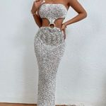 Lavishly Paris New with tags,  Women’s Designer Ring Linked, multicolored Sweater Dress Photo 5