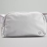 Lululemon Everywhere Belt Bag Photo 0