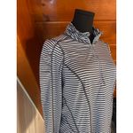 Zella  Blue and White Striped Women's Long Sleeve Athletic Top sz M Photo 7
