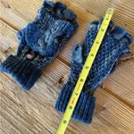 Obey Knitted 100% cotton mittens/ fingerless gloves blue / light blue tie-die Photo 6