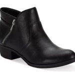 Sun + Stone Abby Short Ankle Boot Bootie Womens Size 5 Black Faux Leather NEW Photo 0