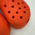 Crocs Classic Clogs Men's 5 /Women's 7 Orange Slip On Waterproof Unisex Light Photo 6