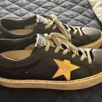 Golden Goose High Star  Sneakers Photo 1
