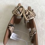 Old Navy New  two straps flat sandals, women size 7 Photo 4