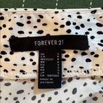 Forever 21 Women’s Cheetah Print Skirt with Slit White/Black Side Zipper Size Small Photo 3