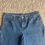Lee Dark Wash Relaxed Fit Jean Shorts Size 12 regular Photo 4