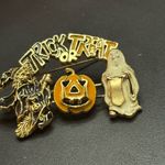 VINTAGE TRICK OR TREAT PUMPKIN, WITCH, AND GHOST BROOCH Orange Photo 4