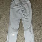 Alo Yoga  white cropped leggings size small Photo 2