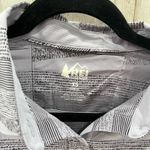 Rei Co-op NWT REI Women's Sahara L/S Pattern Shirt TEXTURED STRIPE LAVENDER AURA XS Photo 2