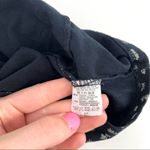 Brandy Melville Brandy Melville Floral Amara Crop Top OS Black Small medium Photo 6