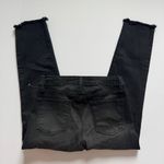 Just Black  Cropped Distressed Jeans Size 29 NWOT Photo 2