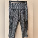 Lululemon Drop It Like It's Hot Crop Dramatic Static White Black Luxtreme Mesh 4 Photo 1