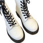 Dr. Martens NWOT 1460 Smooth Leather Lace-Up Boots White Size 7 Reta… Photo 5