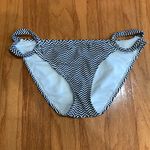 Xhilaration Zigzag bikini set Photo 6