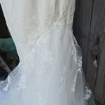 Maggie Sottero Cream Wedding Dress Size 10 Photo 4