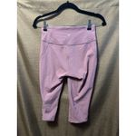 Lululemon  Woman’s Mauve Love Knot Activewear Capri 15” Legging Size 6 Photo 3