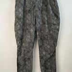 Good American  snake print cargo joggers size 4X Photo 1