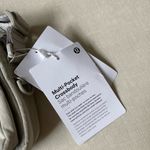 Lululemon Multi-Pocket Crossbody Bag 2.5L - Raw Linen Photo 2