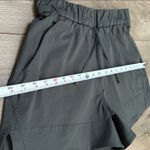 Lululemon Cinchable Waist High-Rise Woven Short 3.5" Graphite Grey Size Small Photo 7