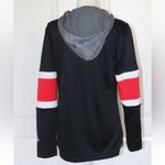 Adidas NWT Women's  Chicago Blackhawks NHL Crewdie Pullover Hoodie Medium Hockey Photo 3