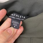 Athleta Headlands Hybrid Cargo Pants Leggings Olive Green Women's Size 0 Active Photo 4