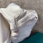 Jones New York Cream Cargo Shorts Relaxed Fit Photo 8