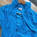 Columbia  1/2 zip fleece pullover sweatshirt.  Size Medium. Photo 4